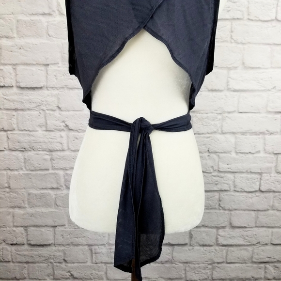 Fabletics sheer dark gray wrap around sleeveless open back scoop neck top Sz XL - Picture 7 of 11